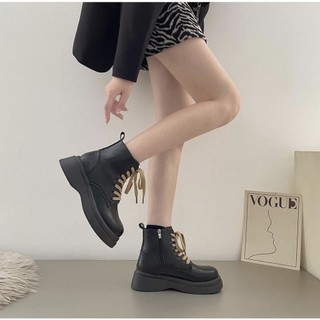 Boot Cổ Vừa Cao Cấp Mũi Tròn CC17 (Tặng kèm 1 dây đen) Tiemgiayboot
