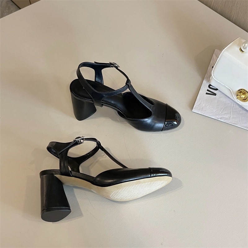 Giày sandal hở gót