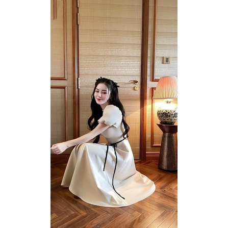 Đầm xoè dự tiệc màu nude kèm dây nơ đen