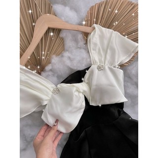 ❤️❤️❤️❤️❤️ ĐẦM MIDI PHI ĐEN PHỐI TRẮNG NƠ NGỰC