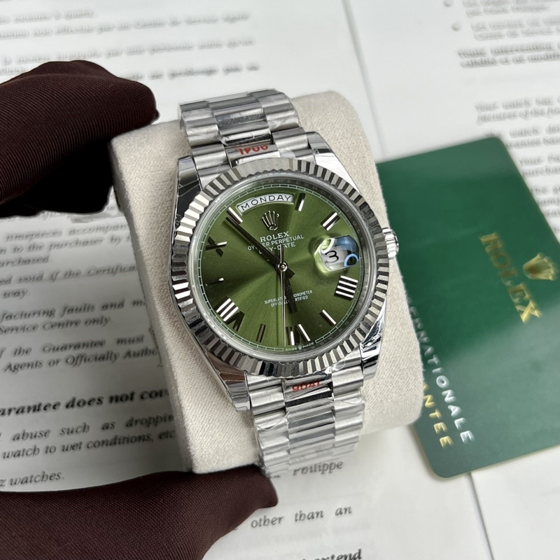 Đồng hồ nam Daydate mặt xanh lá size 41mm máy cơ Thuỵ Sỹ 3255