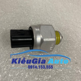 Cảm biến báo lùi Kia Bongo 3 Chính hãng