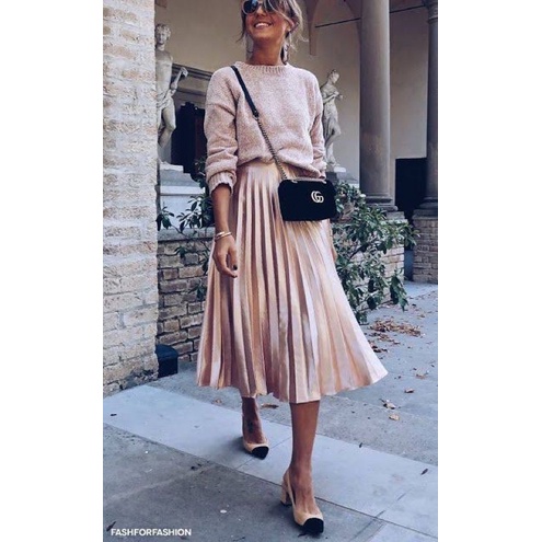 Váy satin ZARA xếp ly hồng