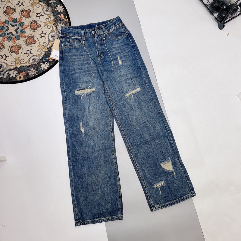 Quần jeans suông kèm đai xích 1022