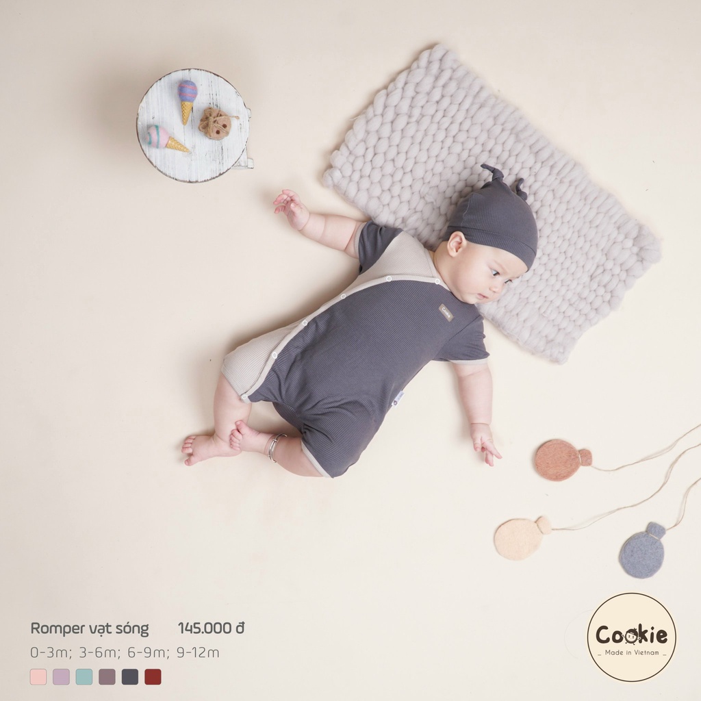 Bộ đồ liền thân Romper vạt sóng