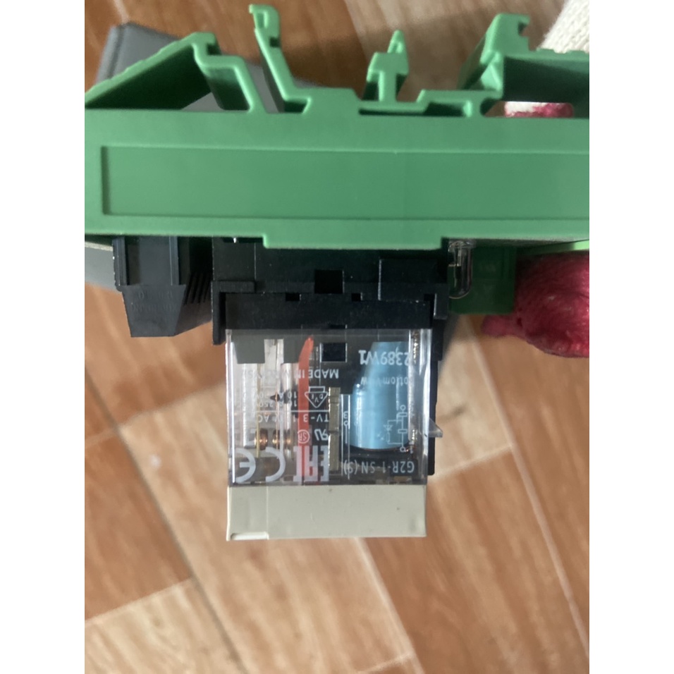 Module Relay G2R-1-SN (S) 8 Kênh 24V