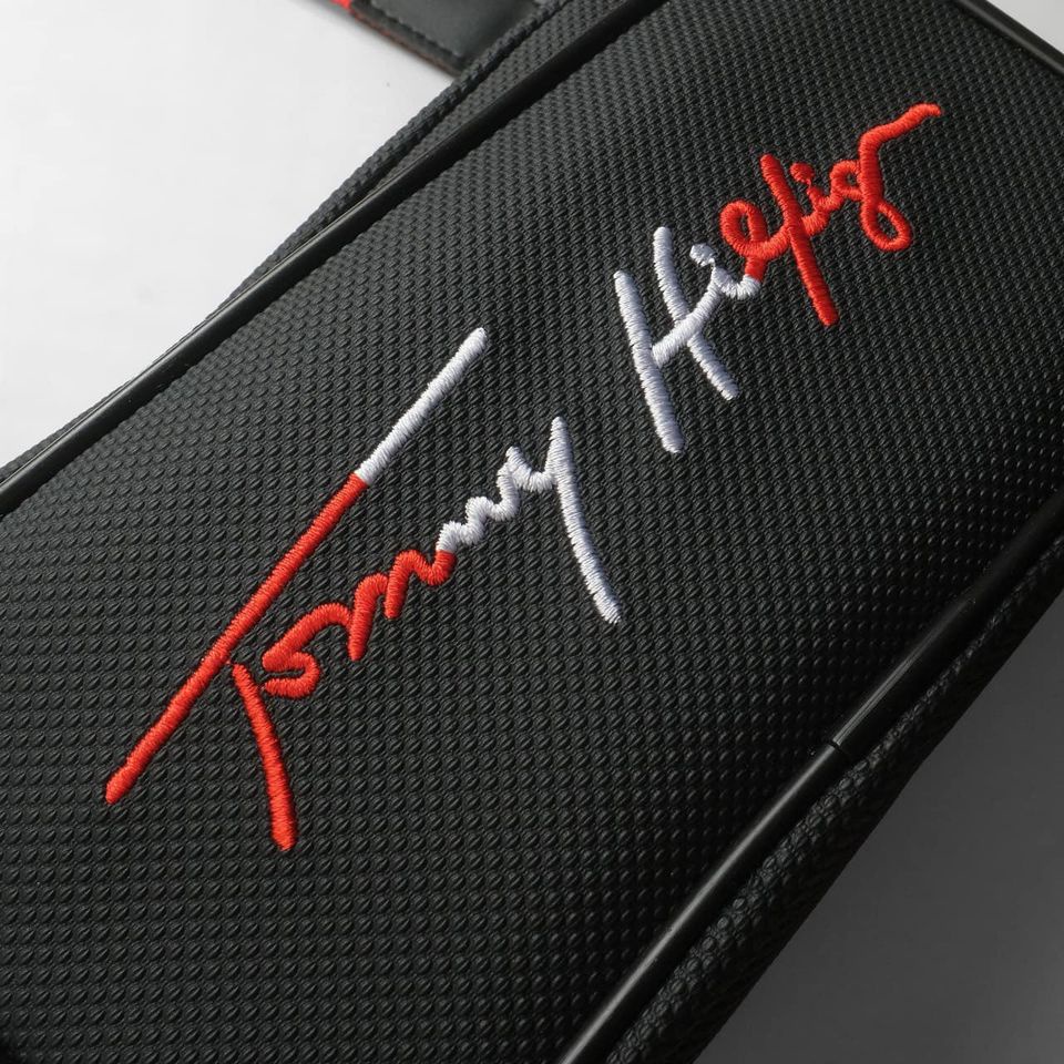 Túi đeo chéo Tom.my