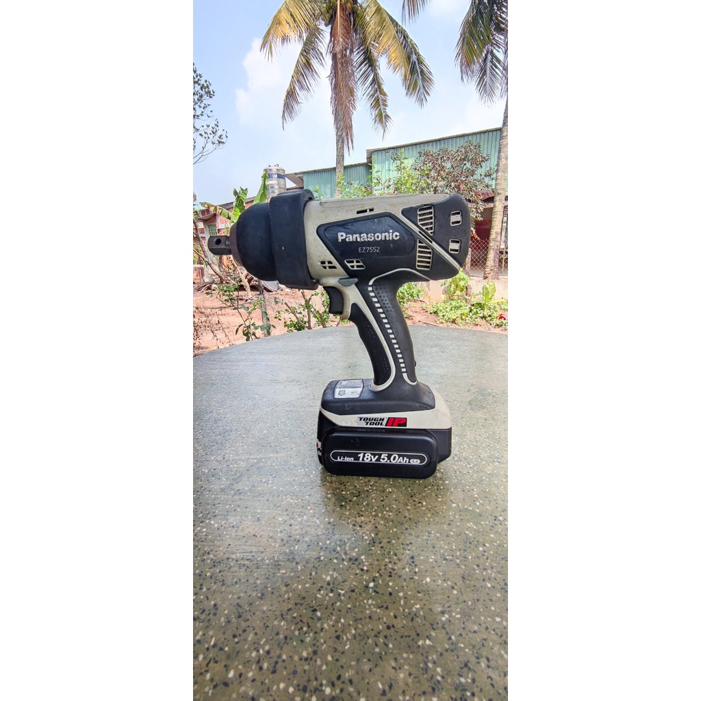 Máy bắn bulong EZ7552 PANASONIC