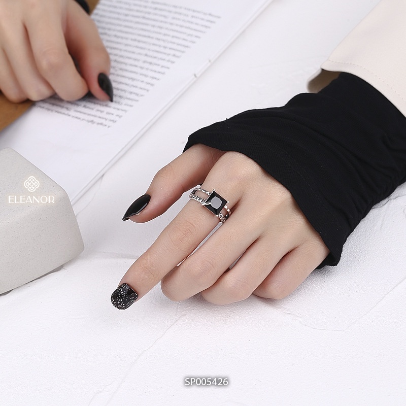 Nhẫn nữ hở bạc 925 Eleanor Accessories viền đan xoắn đính đá vuông phụ kiện trang sức 5426