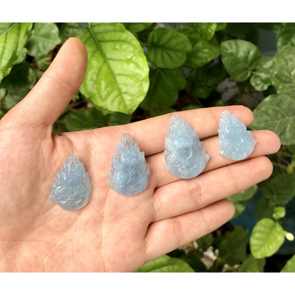 Bà Hồ Ly Chúa ôm hoa đá Aquamarine xanh dương x Tặng kèm túi đựng HL150 - Hợp mệnh Mộc, Thủy