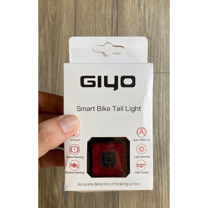 GIYO Đèn LED Tự Động Bật/Tắt Cho Xe Đạp - Đèn Hậu Cho Xe Đạp Đèn Phanh Tín Hiệu