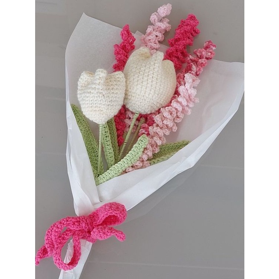 Bó hoa lavender bằng len handmade làm quà tặng ý nghĩa