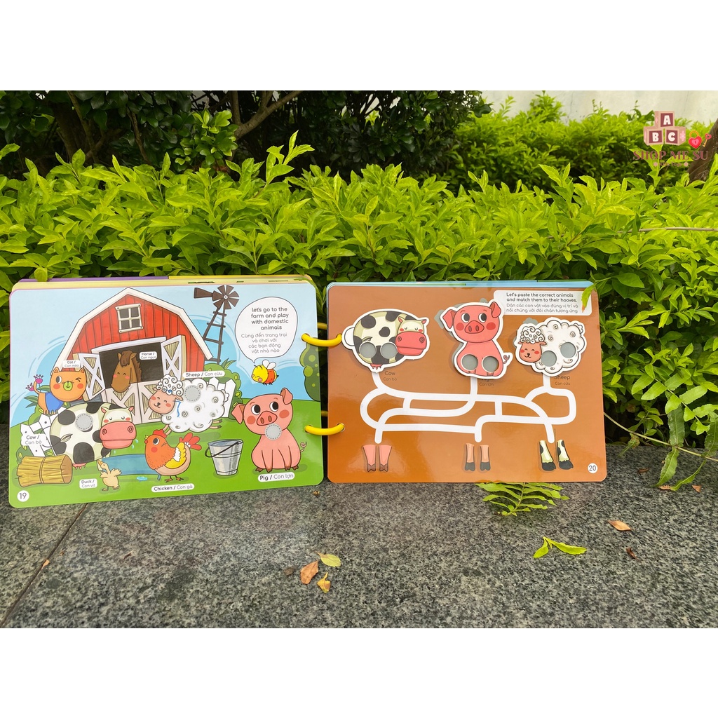 Học liệu bóc dán Montessori thông minh cho bé, busy book Beezi Book phiên bản mở rộng thêm tính năng tô xóa - xanh lá