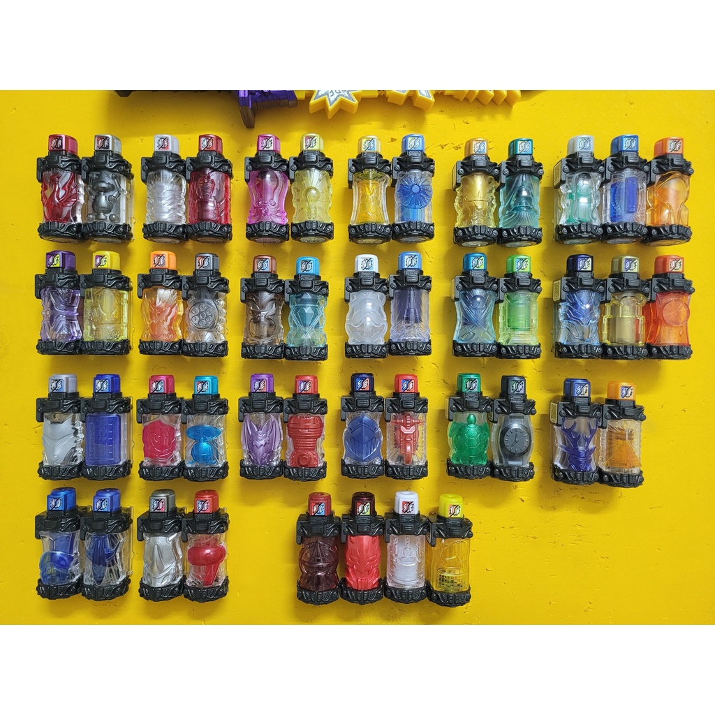 Đồ chơi Kamen Rider Build: DX Full Bottle /  Fullbottle
