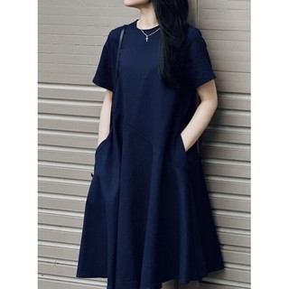 Đầm Larie phối tà xéo