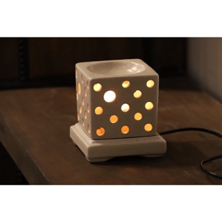 Đèn xông tinh dầu bằng điện gốm Bát Tràng kiêm đèn ngủ - Màu be - đèn decor phòng ngủ siêu xinh