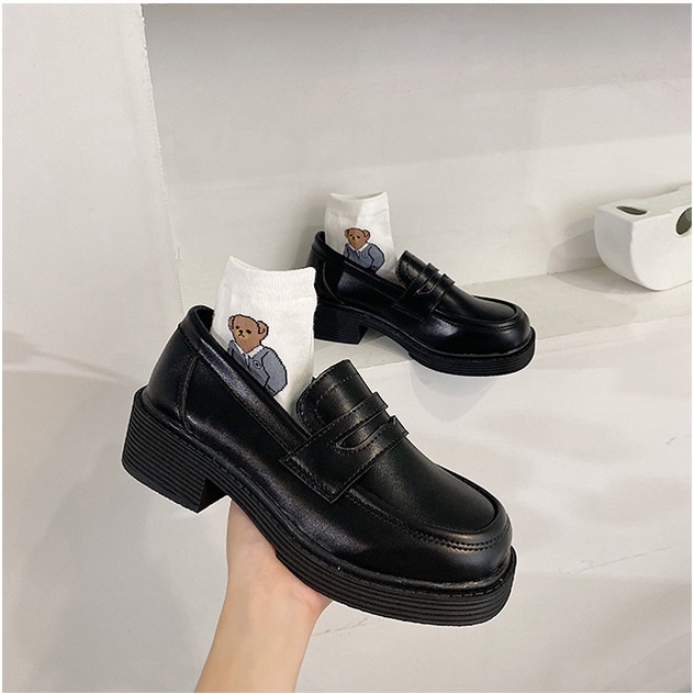 - GIÀY NỮ LOAFER CAO GÓT THỜI TRANG