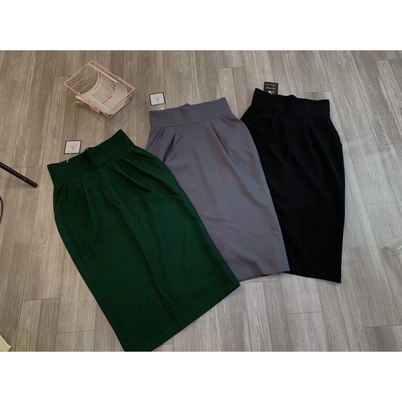 Chân Váy Bút Chì Bom Hàn Quốc Xẻ Sau Dài 70cm Có Túi Chéo 2 Bên