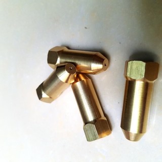Đầu xịt  rửa  ,béc rửa xe .
