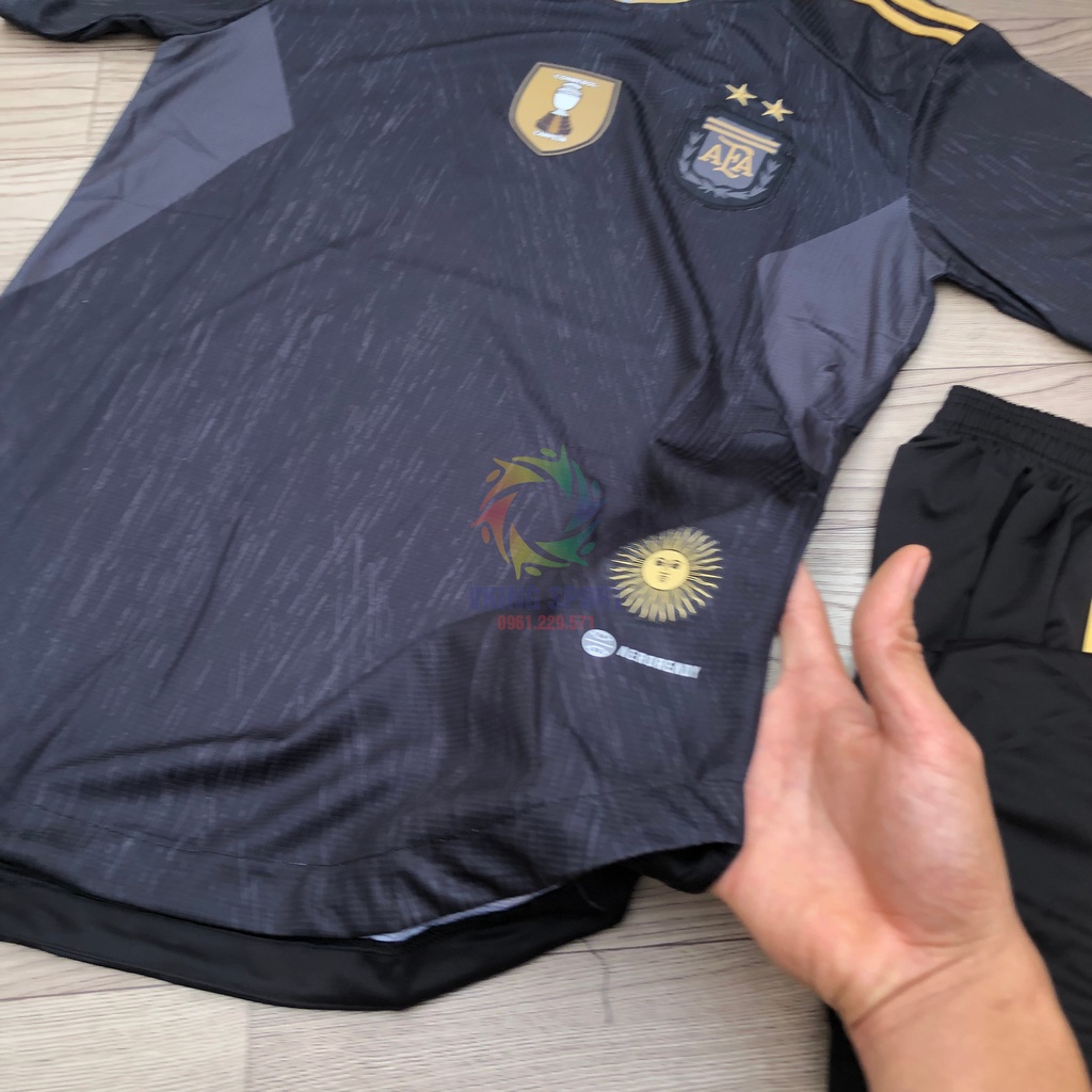 Bộ Quần Áo Bóng Đá Argentina 2023 Màu Đen Training Vải Gai Thái Có In Tên Số Theo Yêu Cầu