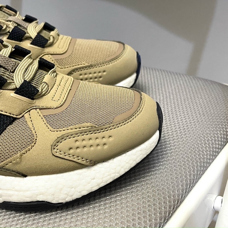 Giày adidas equipment plus nâu vàng DY776