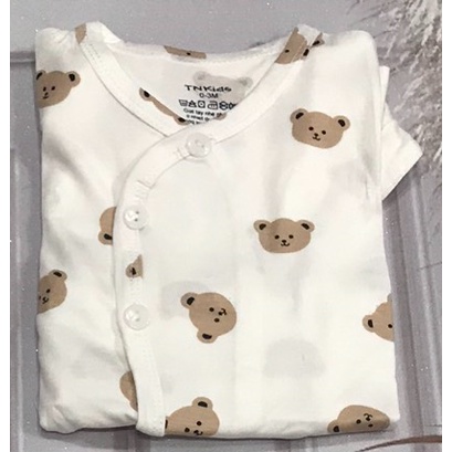 Set quần áo- mũ - bao tay bao chân pettit cho bé sơ sinh TNKIDS