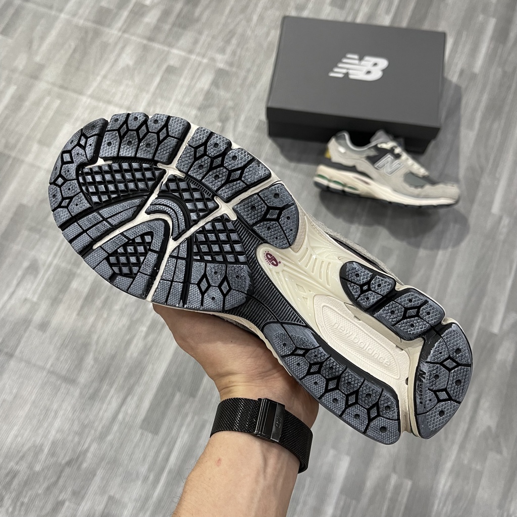 Giày cổ Thấp NB 2002r chất lượng cao