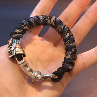 Vòng sinh tồn paracord samurai snake knot