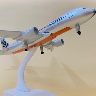 Mô hình máy bay jet star pacific 20cm có bánh xe kèm đế chuẩn đẹp dùng trưng bày