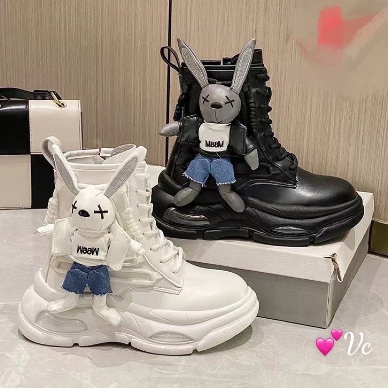 (ORDER TAOBAO) Giày Boot thể thao nữ cao cổ độn đế 8cm hoạ tiết phối thỏ dây đan phong cách Hot