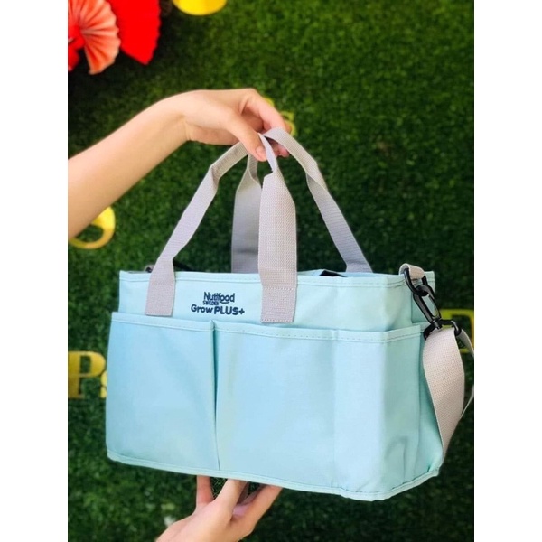 Túi bỉm sữa đa năng hàng khuyến mãi Nutifood