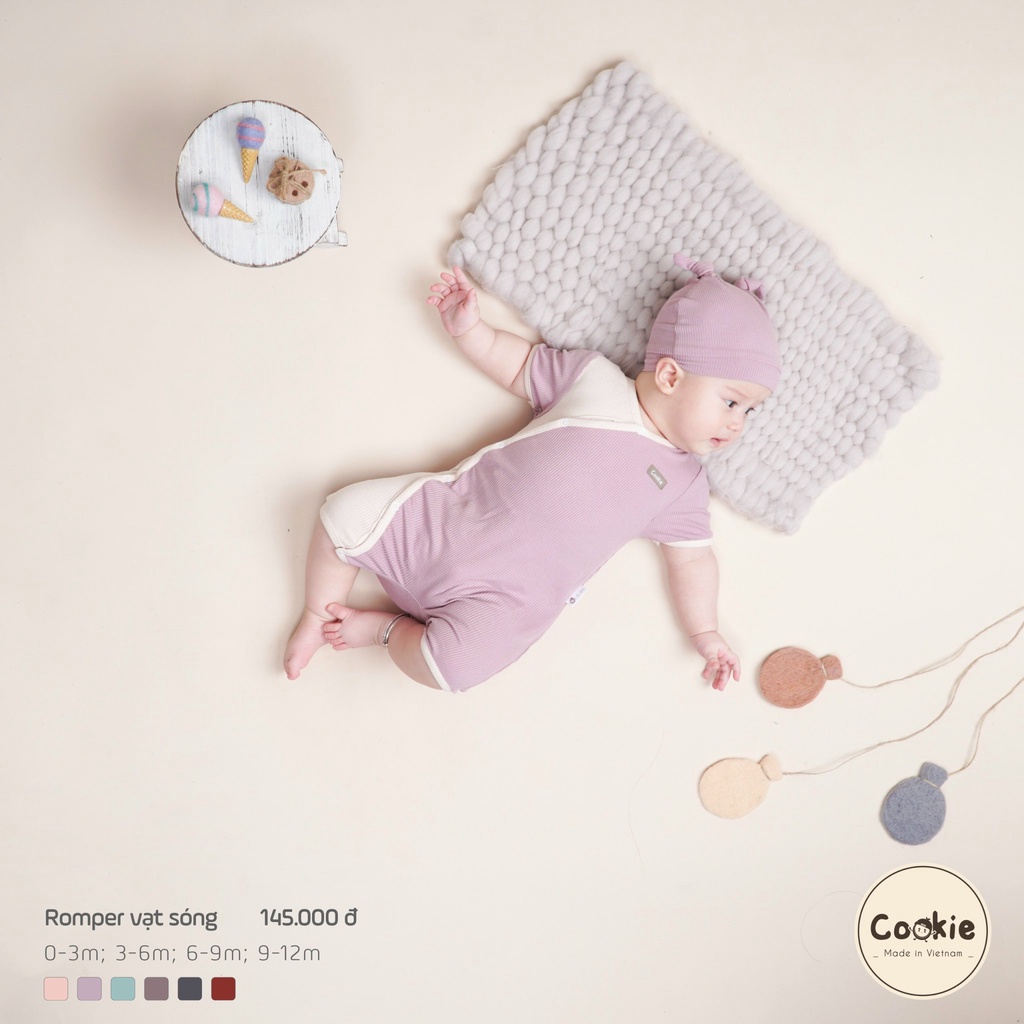 Bộ đồ liền thân Romper vạt sóng