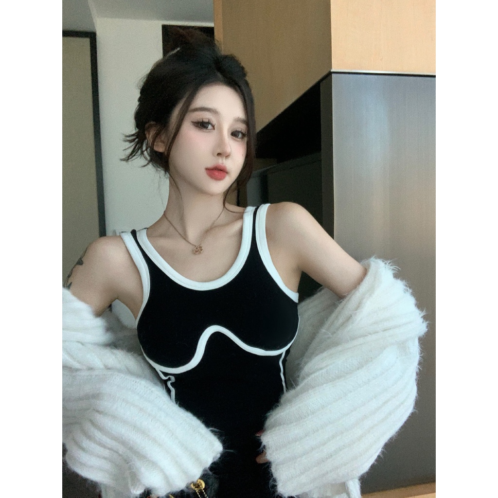 QKOOLE  Áo Croptop Không Tay Lưng Cao Màu Matcha Quyến Rũ Ngọt Ngào Và Gợi Cảm Cho Nữ