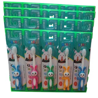 Bàn chải đánh răng trẻ em Hàn Quốc hình thỏ - lông mềm