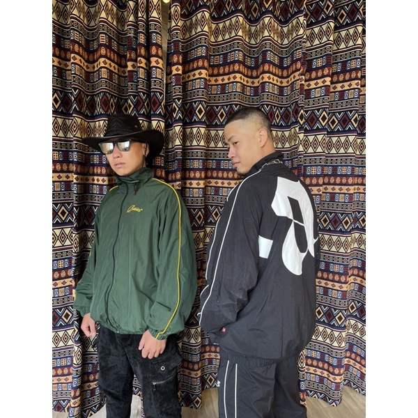 Áo khoác gió cao cấp thêu tràn