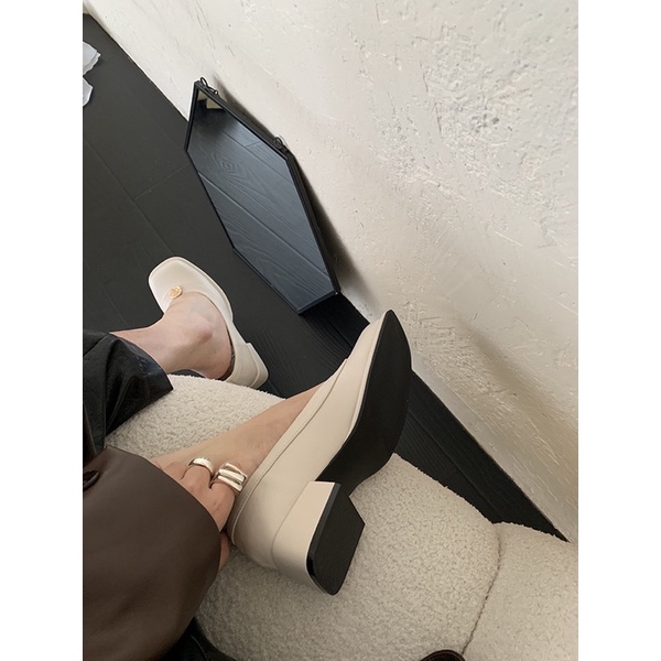 Búp bê gót vuông đính hoa trà da siêu mềm