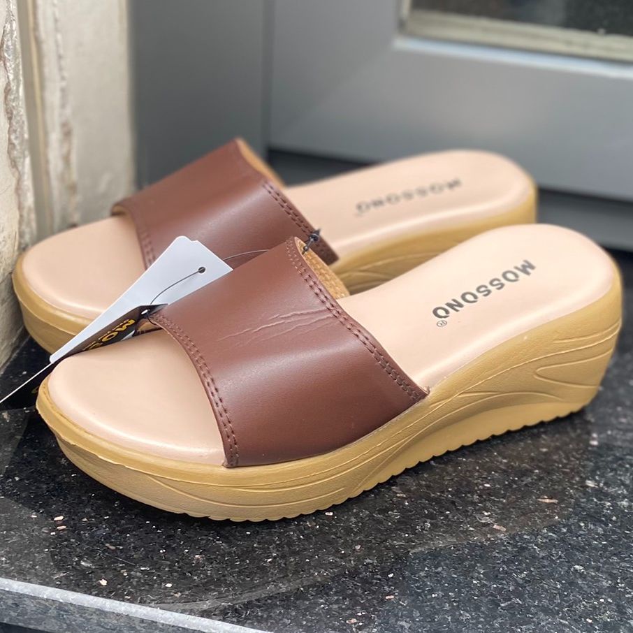 Dép Thái Nữ Quai Ngang Da Đế Cao Mossono YW568