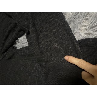áo dáng rộng có lỗi