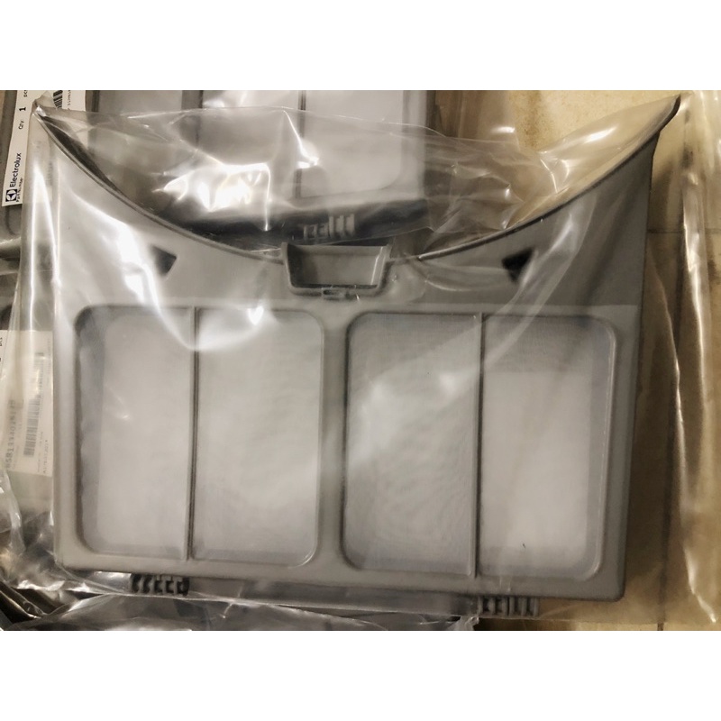 Lưới lọc bụi máy sấy Electrolux hàng chính hãng