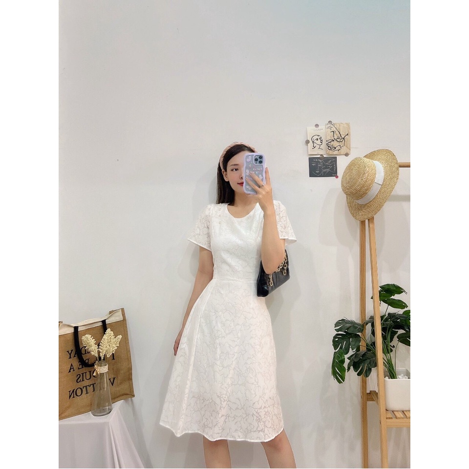 ĐẰM VÁY HOA ÉP VÂN CỔ TRÒN XẾP LY EO - Hàng Shop Chụp Thật