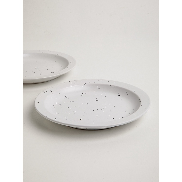 Đĩa salad sứ ReedHOME tráng men màu trắng chấm đen dùng được lò vi sóng