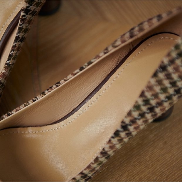Giày Cao Gót Mũi Nhọn Họa Tiết Sọc Caro Phong Cách Retro