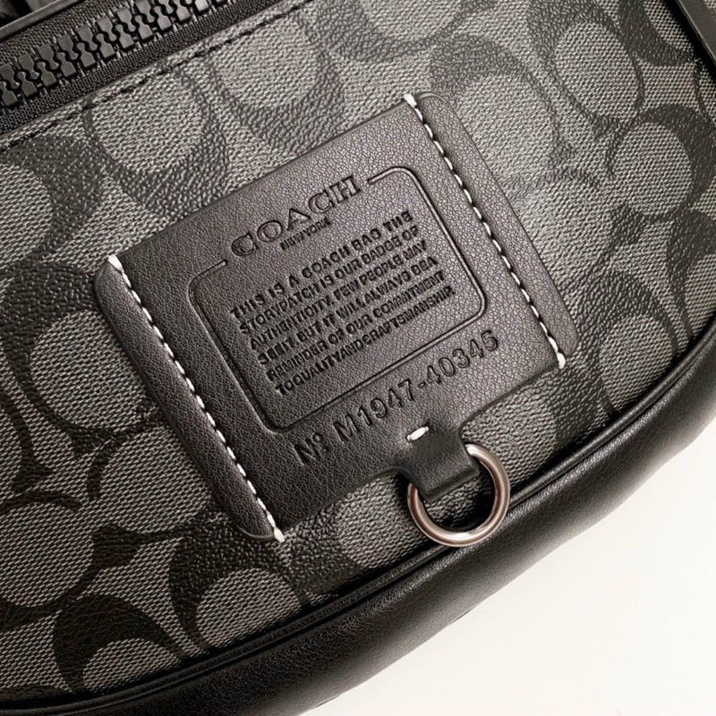 Túi bao tử nam Coach Rivington Belt Bag