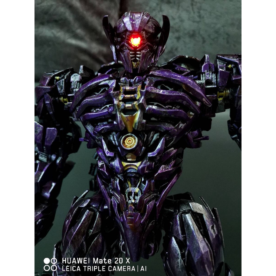 Mô hình Transformers TF ShockWave – Zeus ZS01 ZS 01 oversized SS56KO BMB Black Mamba ZS01