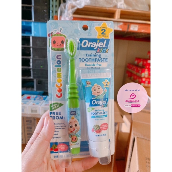 Set bàn chải và kem đánh răng Orajel Training Toothpaste 28,3g cho bé - BAABEELAND