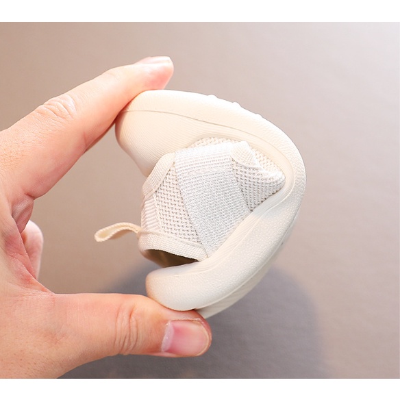 Mẫu 2023_Sandal tập đi NEKI cho bé trai bé gái đế mềm, êm chân