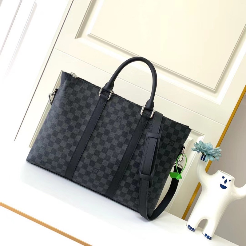 Cặp LV SAUMUR công sở size 40x32cm bản vip kèm túi giấy bill