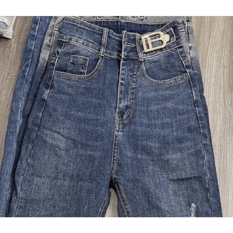 Set Áo sơmi phối Quần jeans dài ôm body khoen CD Siêu Cao