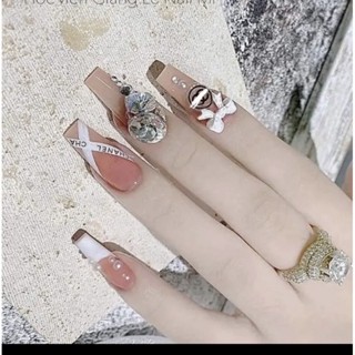 Móng giả thiết kế phom thang màu thạch hồng gắn charm nơ+đá khối, nail box cô dâu