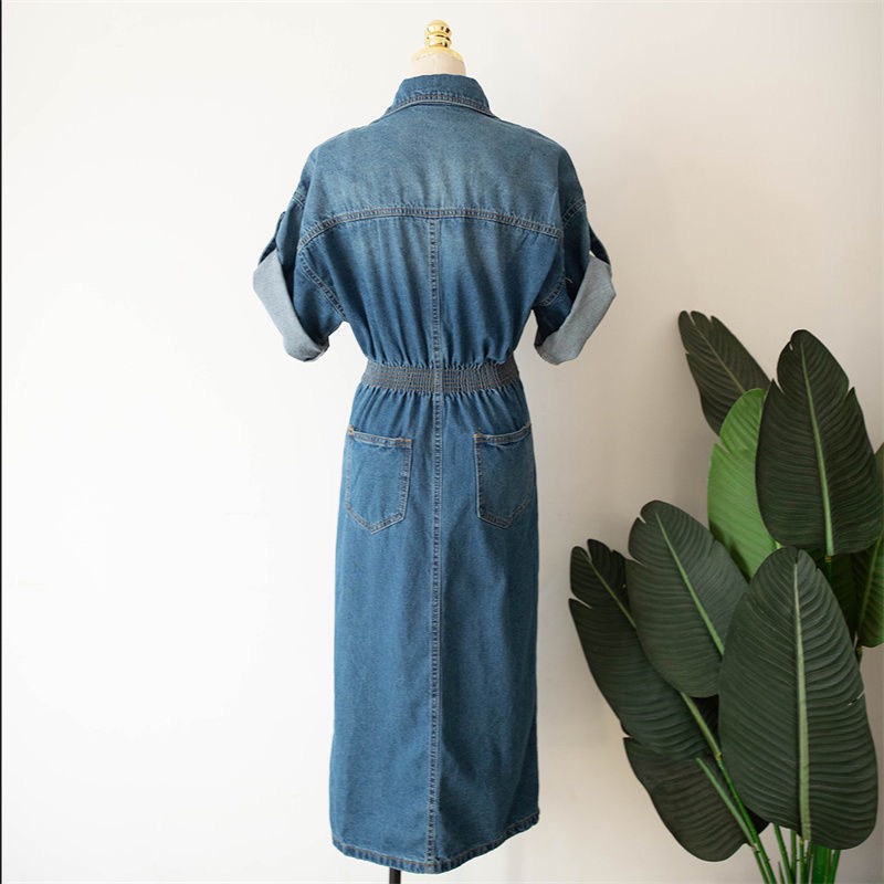 Đầm váy jean Emili dáng tay cánh rơi cổ v chân váy xẻ tà chất liệu bò